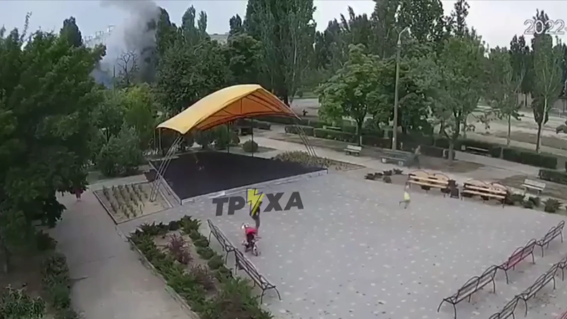 Nuevos bombardeos en una ciudad cercana a la central nuclear ubicada en Zaporiyia