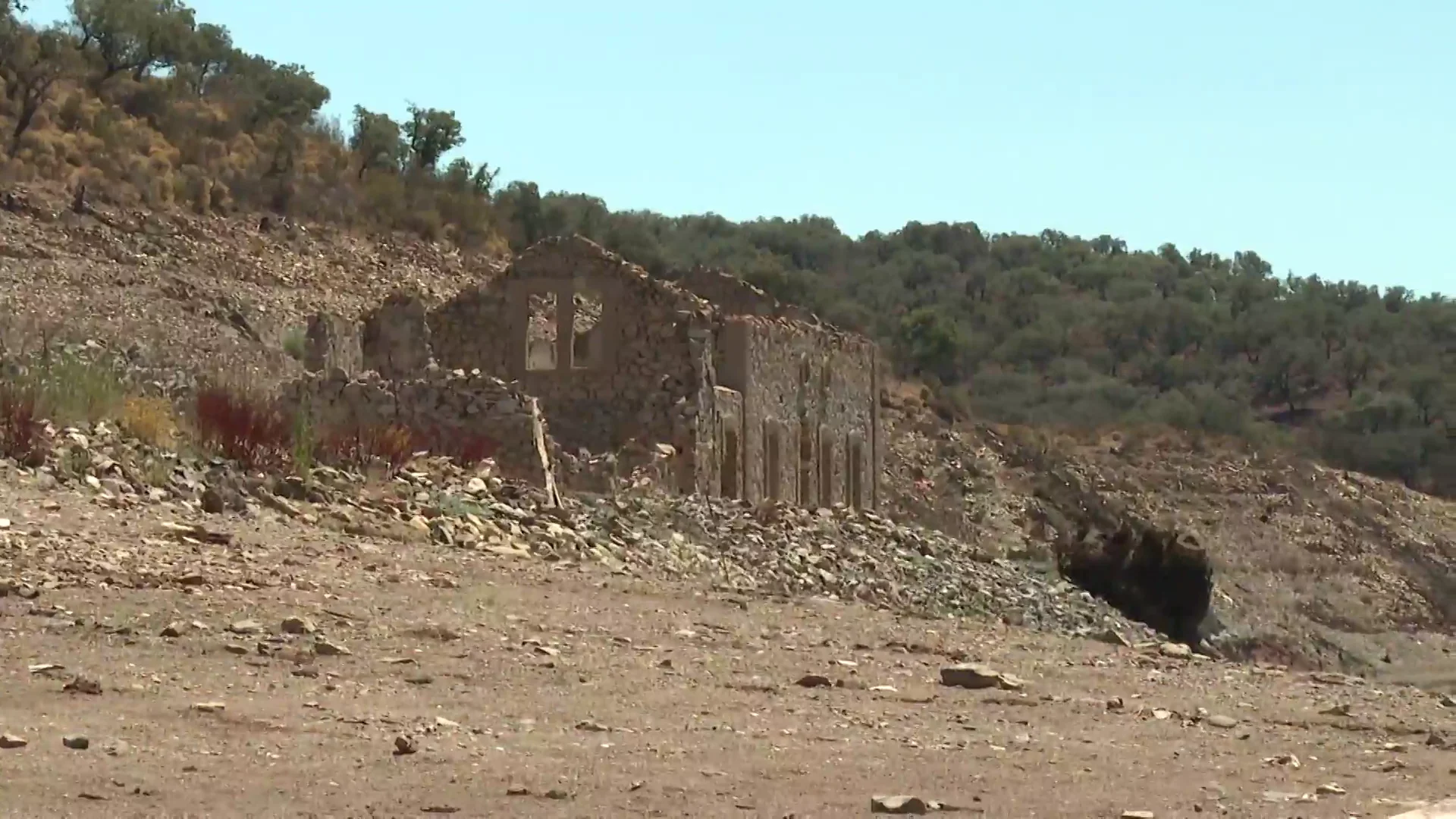 La antigua estaci&oacute;n de ferrocarril en Zufre (Huelva)