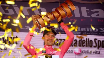 Tom Dumoulin, ganador del Giro de Italia 2017 anuncia su retirada inmediata