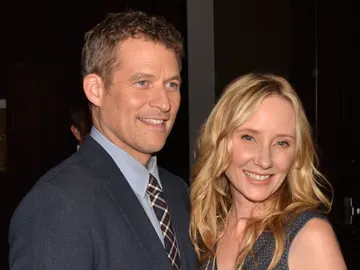 Anne Heche y James Tupper Anne Heche y James Tupper