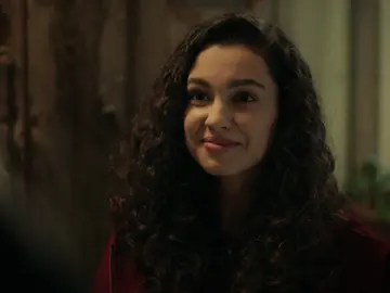 La bonita sorpresa de Doruk a Asiye por su cumpleaños La bonita sorpresa de Doruk a Asiye por su cumpleaños