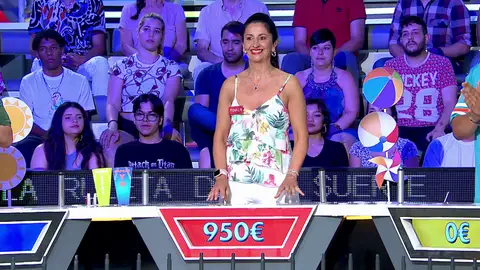 El robo del comodín de Manel con el que Mónica se salva y gana 950 euros El robo del comodín de Manel con el que Mónica se salva y gana 950 euros