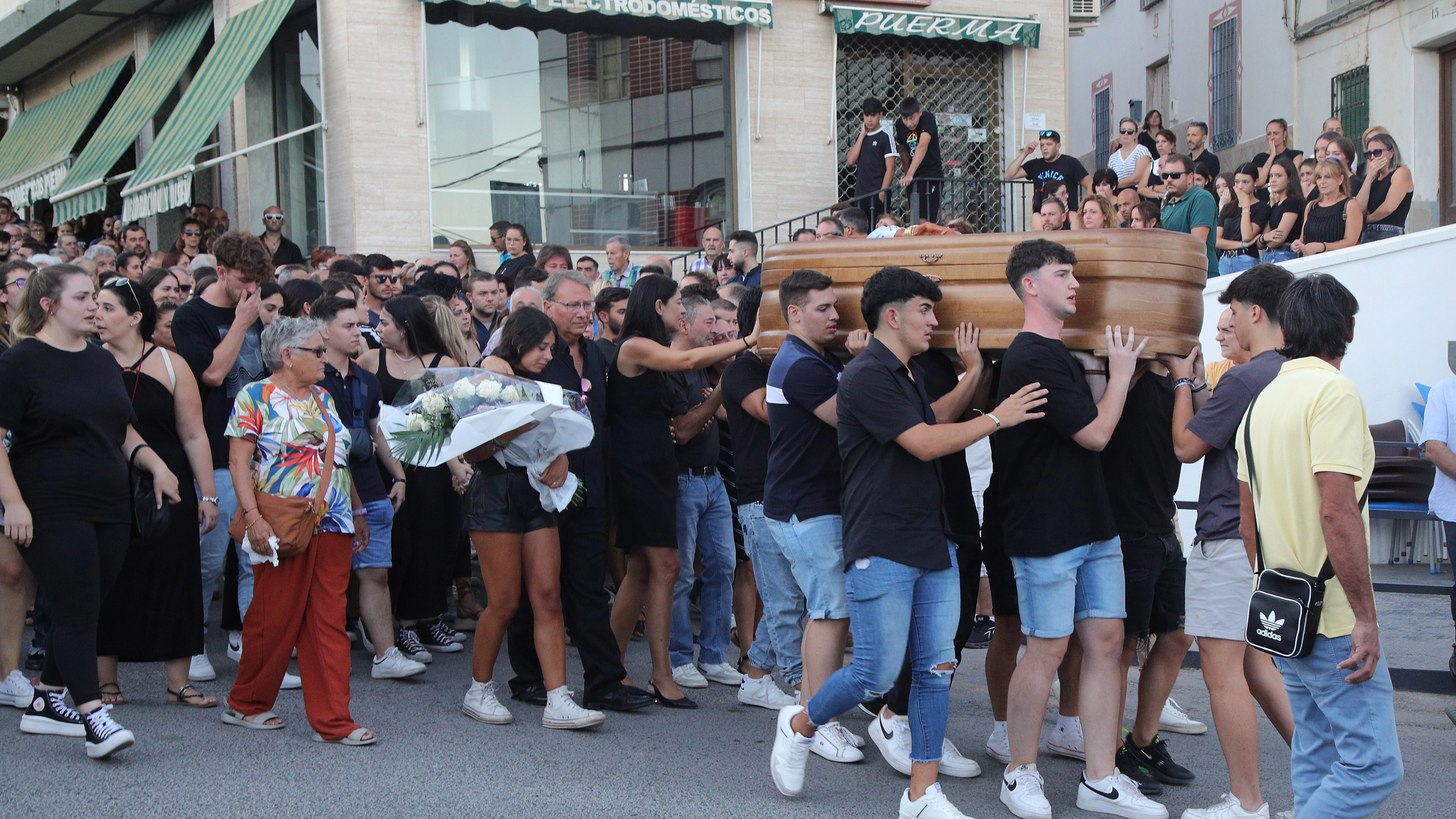 Contaba con numerosos antecedentes policiales Contaba con numerosos antecedentes policiales