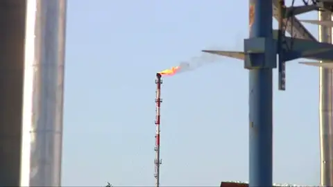 El Gobierno asegura que no habrá racionamiento de gas en invierno pese a decir que será "durísimo" El Gobierno asegura que no habrá racionamiento de gas en invierno pese a decir que será "durísimo"