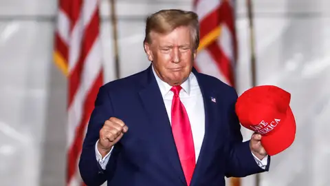 La sombra de fraude electoral vuelve a planear sobre Trump La sombra de fraude electoral vuelve a planear sobre Trump