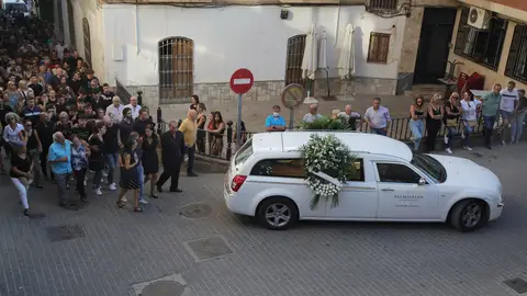 Los vecinos de Íllora se despiden del joven de Íllora Los vecinos de Íllora se despiden del joven de Íllora