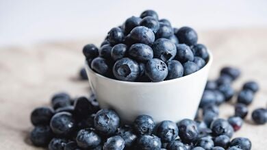 Síntomas de la cistitis y qué alimentos tomar para evitar empeorarlos