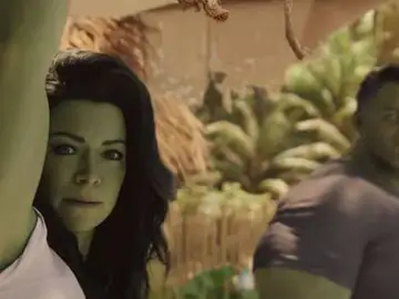 Tatiana Maslany y Mark Ruffalo en 'She Hulk' Tatiana Maslany y Mark Ruffalo en 'She Hulk'