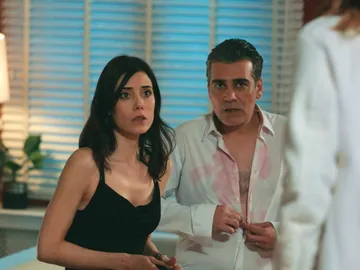 Avance semanal de ‘Infiel’: Asya, imparable con su venganza, mientras Volkan vuelve a formar parte de un peligroso doble juego Avance semanal de ‘Infiel’: Asya, imparable con su venganza, mientras Volkan vuelve a formar parte de un peligroso doble juego