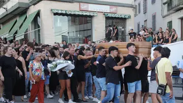 El entierro del joven de 19 años apaleado mortalmente en Íllora, Granada El entierro del joven de 19 años apaleado mortalmente en Íllora, Granada