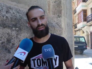 El hermano del detenido por la muerte de el joven de íllora, declara ante los medios 