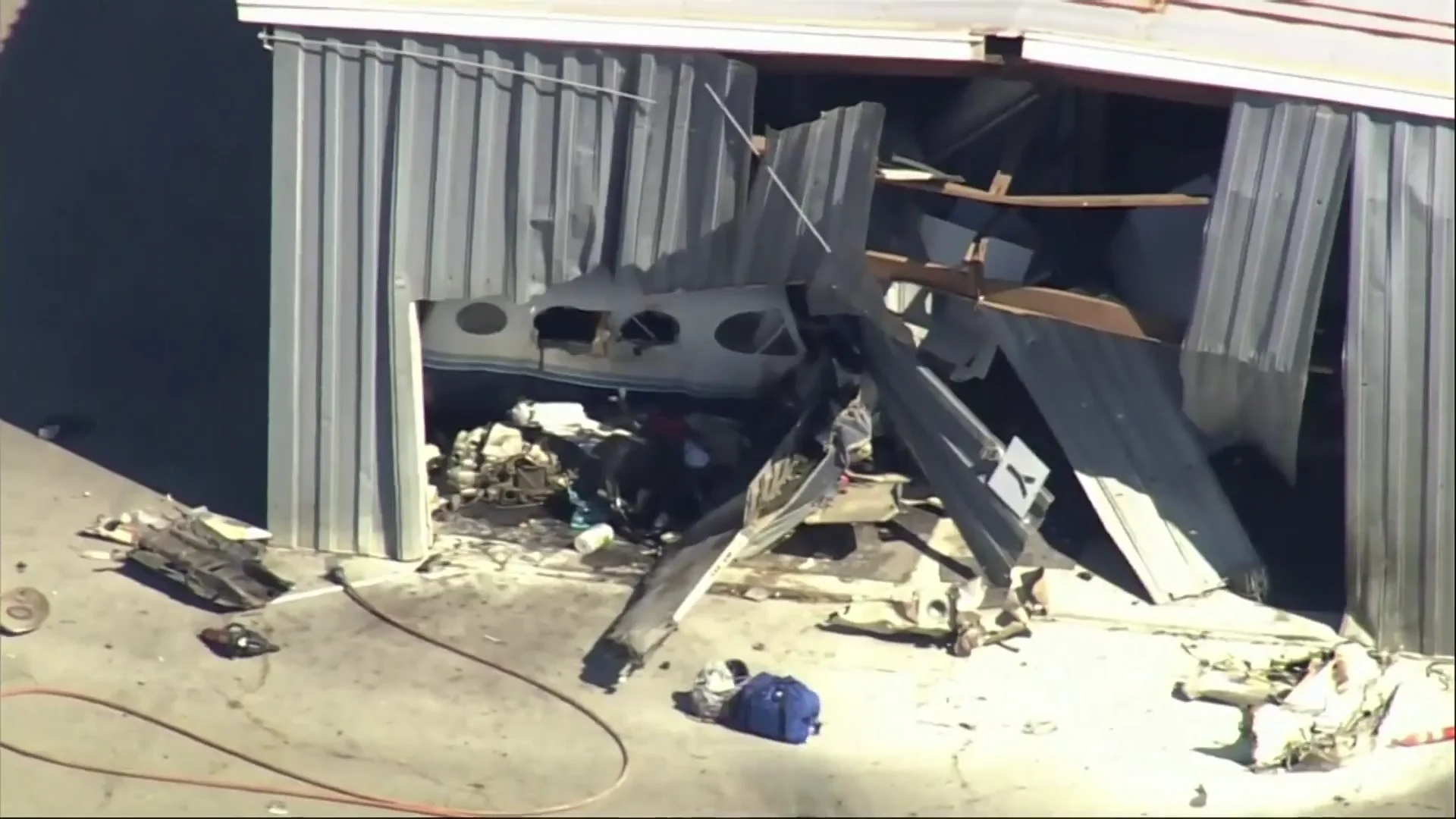 Dos avionetas se estrellan en California y dejan tres muertos Avioneta California