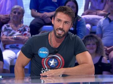 El detalle de la ropa de Rub&eacute;n Sanz como capit&aacute;n Am&eacute;rica: &iquest;qu&eacute; lleva a juego con la camiseta?