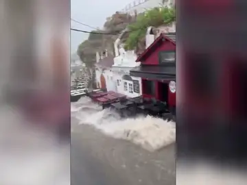 Una fuerte tormenta ha azotado a la isla balear de Menorca Una fuerte tormenta ha azotado a la isla balear de Menorca