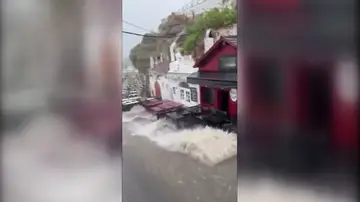 Una fuerte tormenta ha azotado a la isla balear de Menorca 