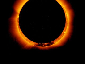 Un eclipse de Sol sucede muy raramente y no es visible desde todas partes.
