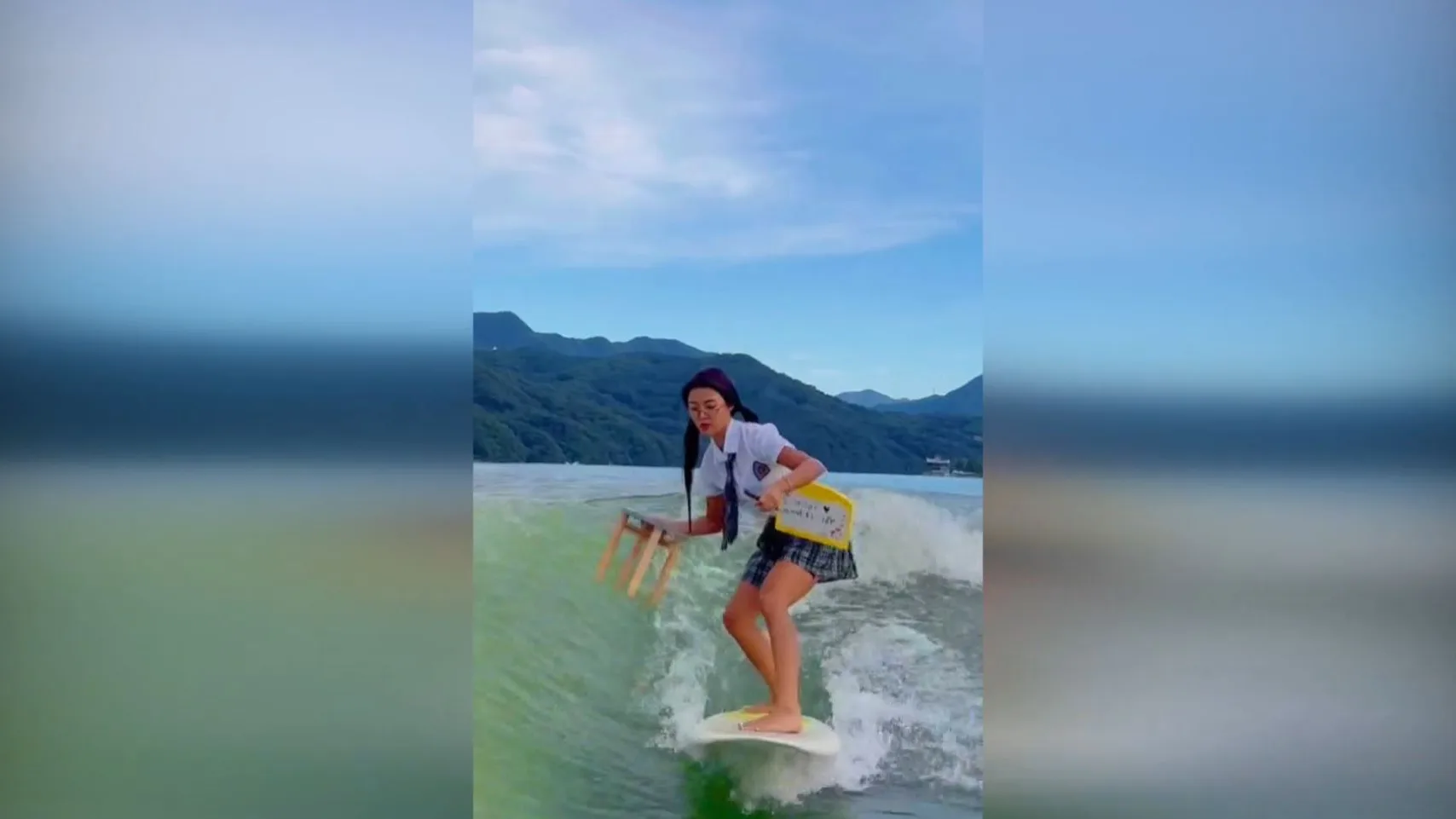 Las espectaculares escenas cotidianas de Seul Ki sobre su tabla de wakesurf
