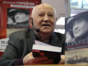 Mijaíl Gorbachov, durante una presentación de un libro escrito por él, años después de la caída de la URSS Mijaíl Gorbachov, durante una presentación de un libro escrito por él, años después de la caída de la URSS
