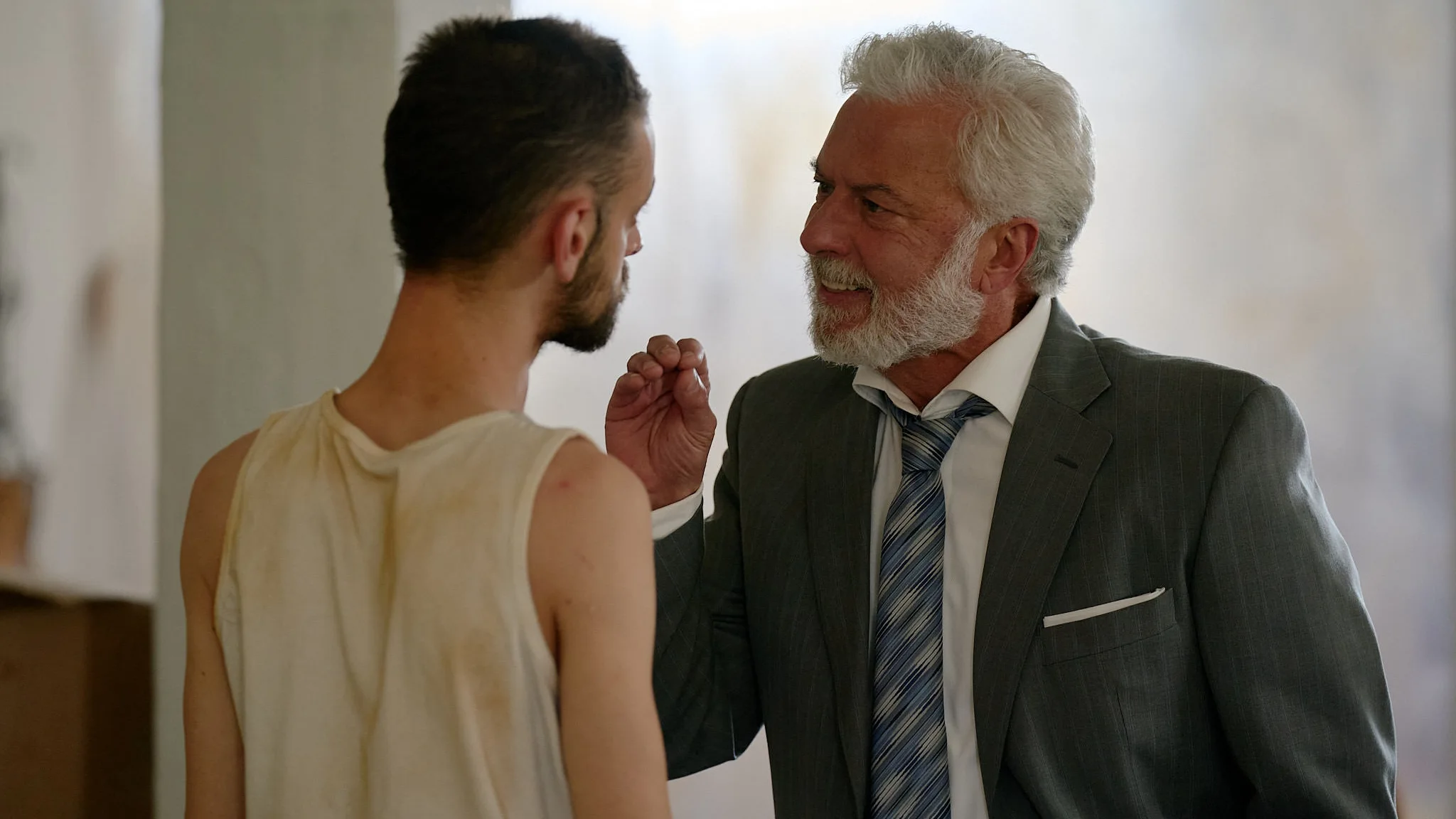 Barros sigue investigando el caso y encuentra a Micky: &ldquo;Me tienes que ayudar a cogerles&rdquo;