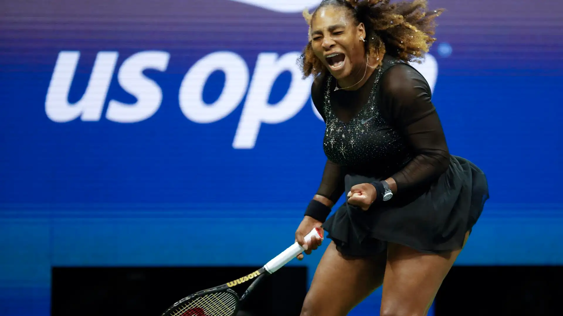 Serena Williams celebra su victoria ante Anett Kontaveit Serena Williams celebra su victoria ante Anett Kontaveit
