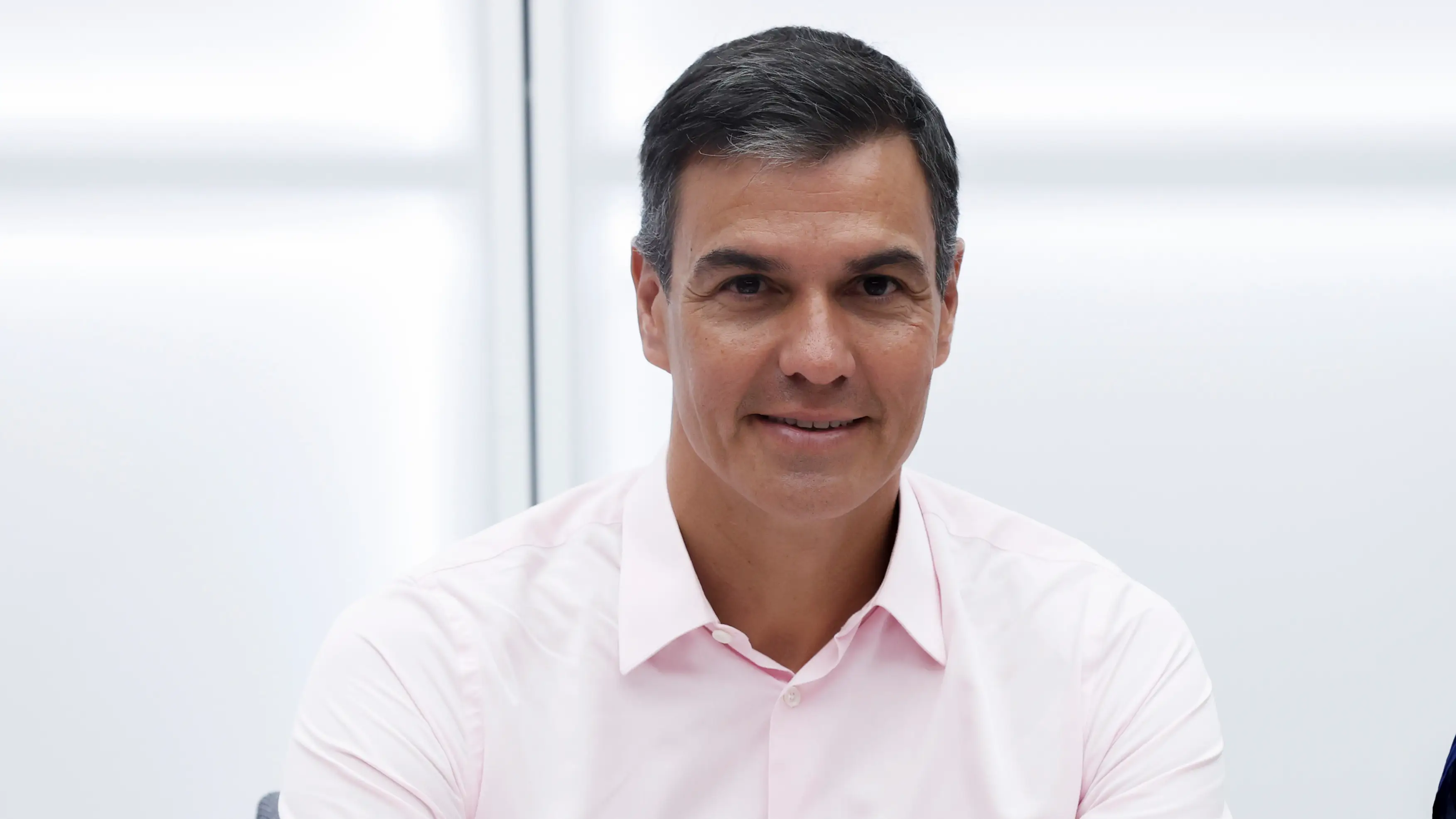 Pedro Sánchez anuncia que el IVA del gas bajará del 21% al 5% Pedro Sánchez anuncia que el IVA del gas bajará del 21% al 5%