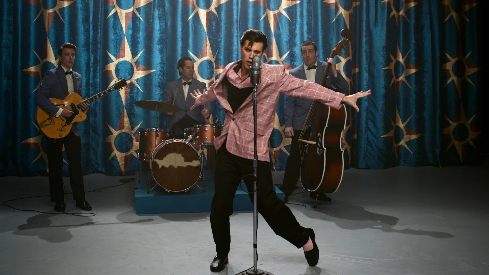 'Elvis' 'Elvis'