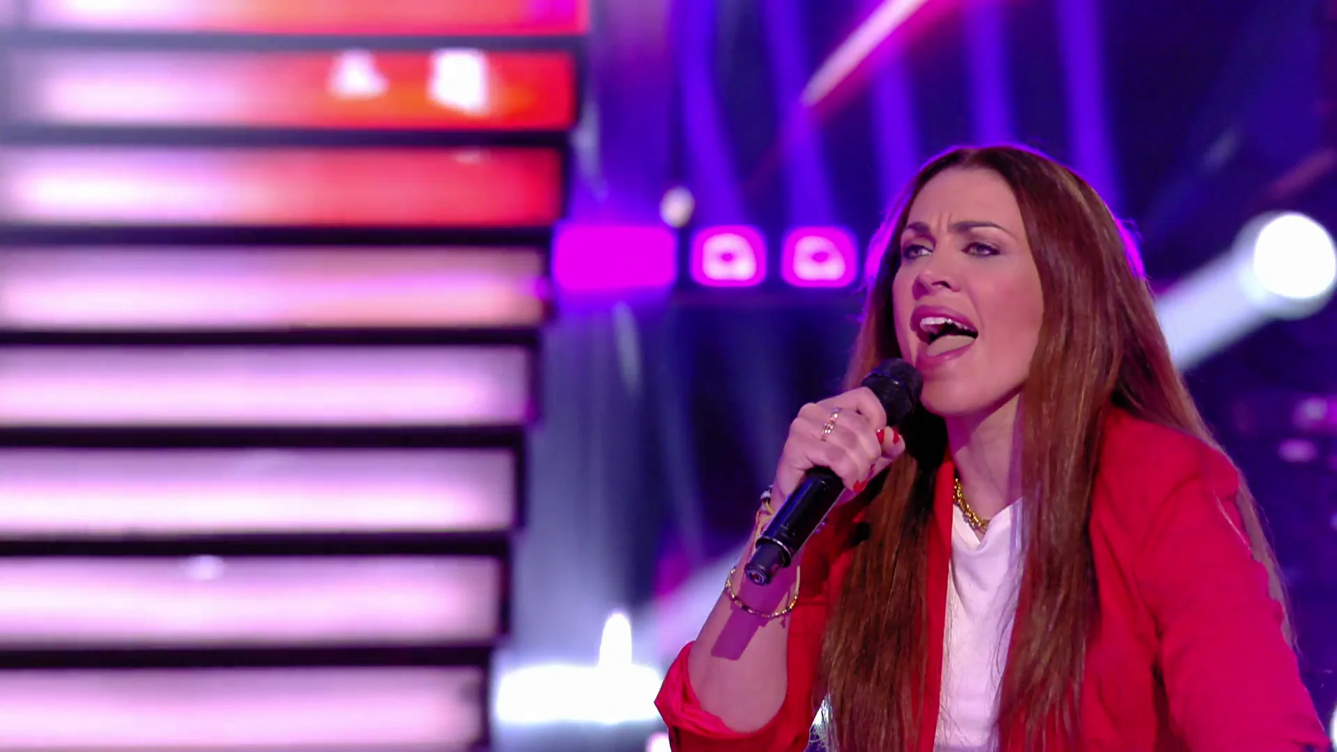 El mensaje de Ruth Lorenzo a M&oacute;nica Naranjo por el &lsquo;Sobrevivir&eacute;&rsquo; de la locutora: &ldquo;Perd&oacute;nala&rdquo;