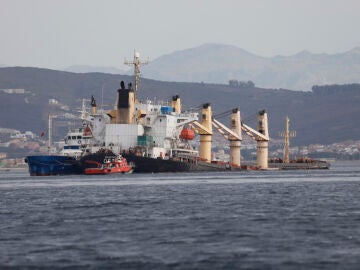 El capitán del buque OS 35 queda en libertad bajo fianza y no puede abandonar Gibraltar