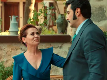 Demir y Sevda, una relación madre e hijo que nunca olvidaremos Demir y Sevda, una relación madre e hijo que nunca olvidaremos