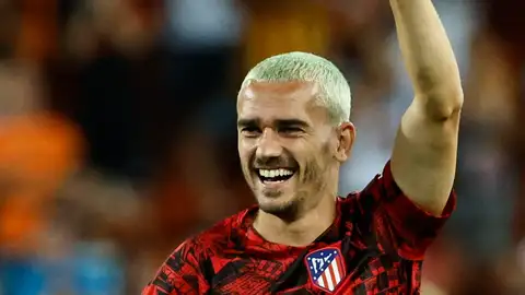 Griezmann, calentando con el Atlético Griezmann, calentando con el Atlético