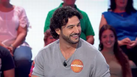 Roberto Leal revela lo ocurrido a la llegada de Antonio Velázquez a ‘Pasapalabra’ Roberto Leal revela lo ocurrido a la llegada de Antonio Velázquez a ‘Pasapalabra’