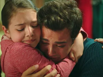 Ömer encuentra en su familia el apoyo que tanto necesita: “Somos hermanos y nada podrá cambiar eso" Ömer encuentra en su familia el apoyo que tanto necesita: “Somos hermanos y nada podrá cambiar eso"