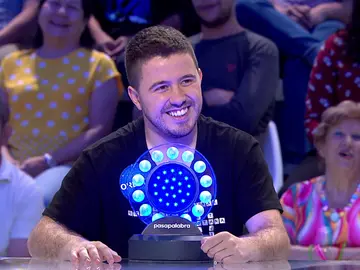 La reflexión romántica de Orestes gracias a un ‘Desayuno con diamantes’: “Te has puesto tierno” La reflexión romántica de Orestes gracias a un ‘Desayuno con diamantes’: “Te has puesto tierno”
