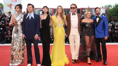 El equipo de 'No te preocupes querida' en el Festival de Venecia El equipo de 'No te preocupes querida' en el Festival de Venecia