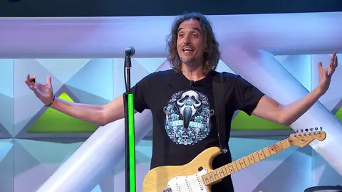 Joaquín Padilla se viene arriba con un ‘himno’ de Amaia Montero: “Me estoy emocionando” Joaquín Padilla se viene arriba con un ‘himno’ de Amaia Montero: “Me estoy emocionando”