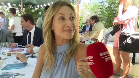 Mónica Pont, apenas sin secuelas tras el terrible accidente de coche que sufrió: "Gracias a mi cirujano" Mónica Pont, apenas sin secuelas tras el terrible accidente de coche que sufrió: "Gracias a mi cirujano"