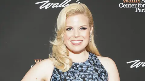 La actriz Megan Hilty pierde a su hermana embarazada, cuñado y sobrino tras estrellarse su avión en el mar La actriz Megan Hilty pierde a su hermana embarazada, cuñado y sobrino tras estrellarse su avión en el mar