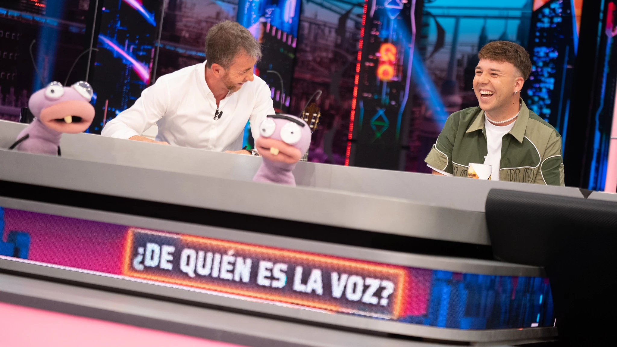 &iquest;De qui&eacute;n es la voz? La complicada prueba a la que se ha visto sometido Quevedo en 'El Hormiguero 3.0'
