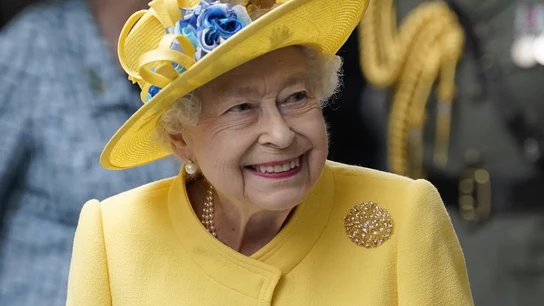 Reina Isabel II Reina Isabel II
