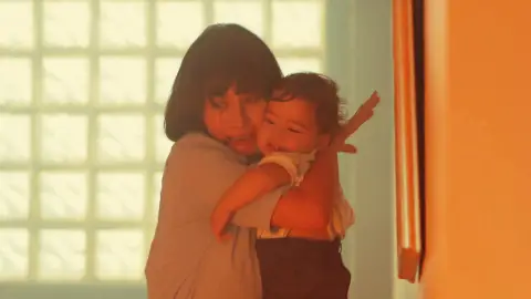 ¡Explosión en el rancho de Fekeli! Las vidas de Kerem Ali y Betül, en peligro ¡Explosión en el rancho de Fekeli! Las vidas de Kerem Ali y Betül, en peligro