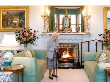 La reina Isabel II La reina Isabel II