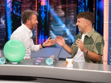 'El Hormiguero 3.0' pone a prueba la voz de Quevedo... &iexcl;con globos de helio!