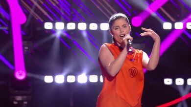 El triple de la jugadora de baloncesto no pasa por el aro pese a su desparpajo con el reguetón 