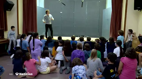 'Aprendemos juntos', la nueva plataforma del BBVA para enseñar las cosas importantes a los más jóvenes 'Aprendemos juntos', la nueva plataforma del BBVA para enseñar las cosas importantes a los más jóvenes