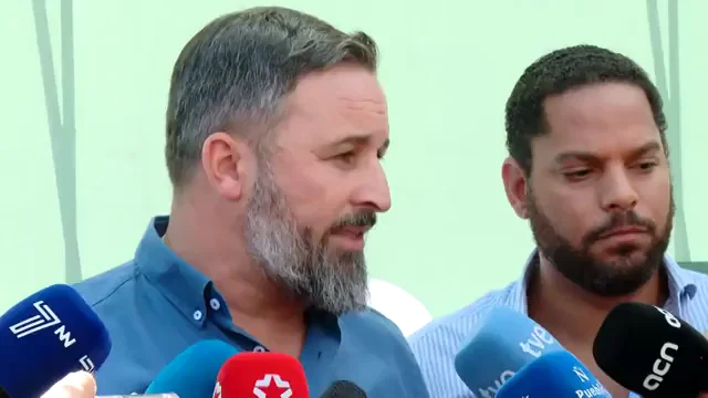 Abascal est&aacute; a la espera de que Olona decida si vuelve a pol&iacute;tica "y a Vox" 