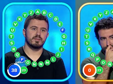 ¡Qué tentación! El dilema de Orestes en ‘El Rosco’, empatado con Rafa a 23: ¿irá a por el bote? ¡Qué tentación! El dilema de Orestes en ‘El Rosco’, empatado con Rafa a 23: ¿irá a por el bote?