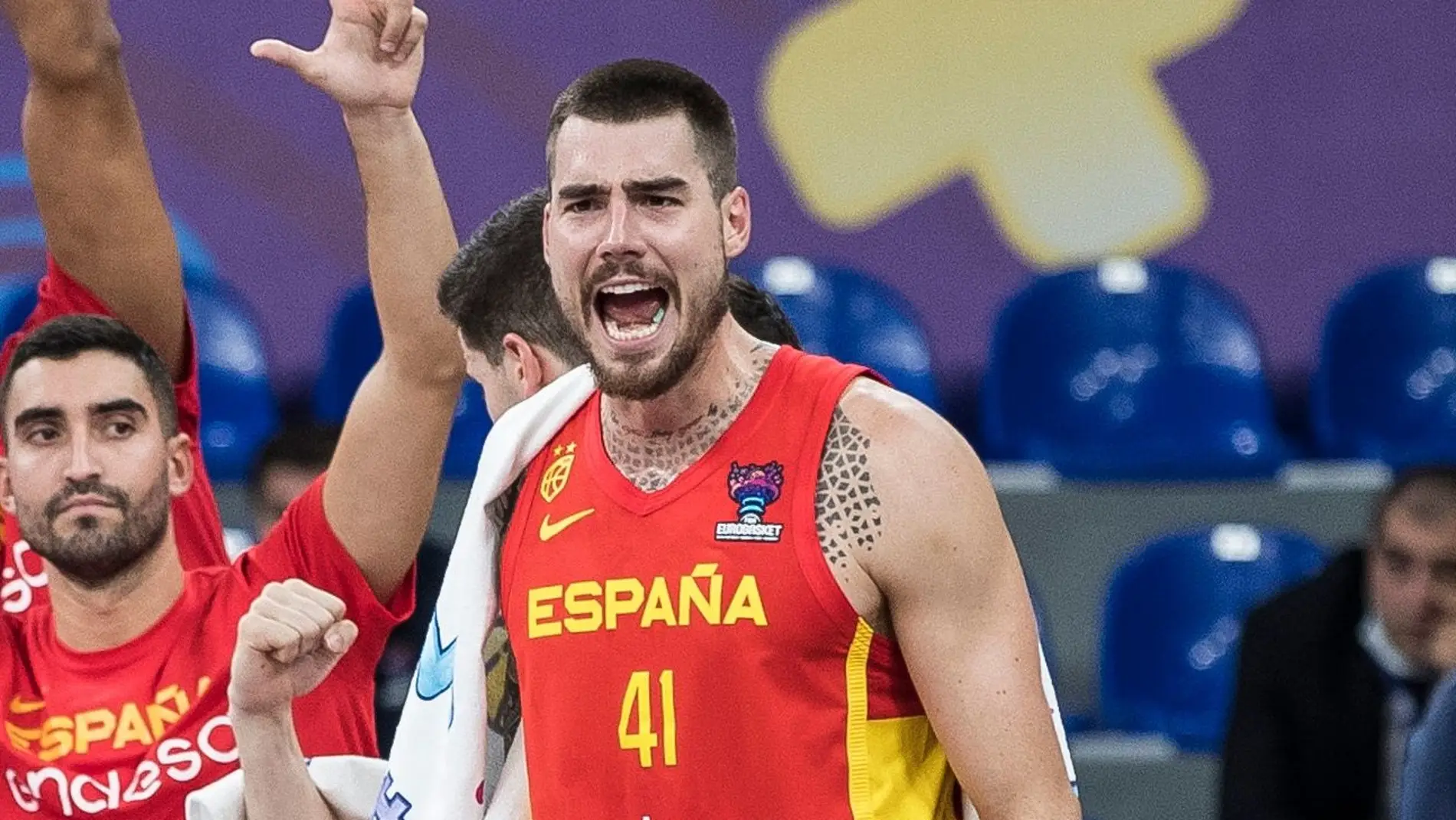 Juancho Hernangómez celebra la victoria española en el EuroBasket 2022