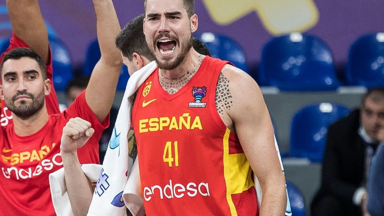Juancho Hernangómez celebra la victoria española en el EuroBasket 2022 Juancho Hernangómez celebra la victoria española en el EuroBasket 2022