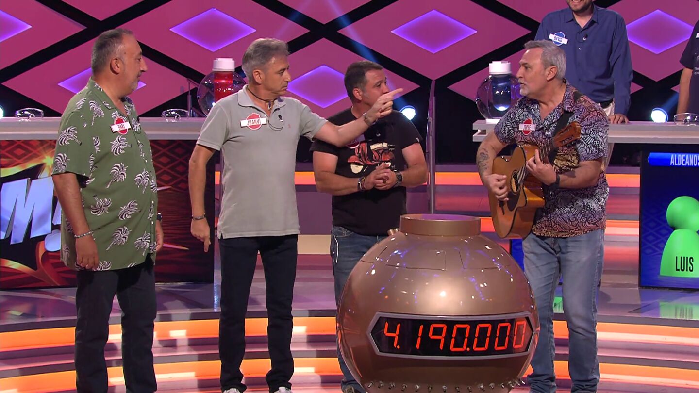 ¡Presentación por todo lo alto! Juanra Bonet alucina con los ‘Tussamriders’: “¡Qué maravilla!”