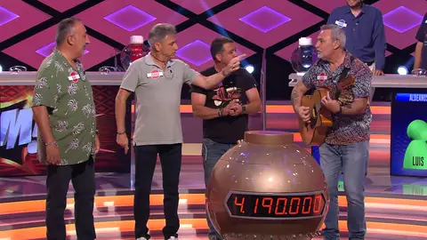 ¡Presentación por todo lo alto! Juanra Bonet alucina con los ‘Tussamriders’: “¡Qué maravilla!” ¡Presentación por todo lo alto! Juanra Bonet alucina con los ‘Tussamriders’: “¡Qué maravilla!”